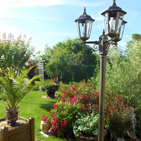 D'hote Jasse Perdrix Bed & Breakfast 2*